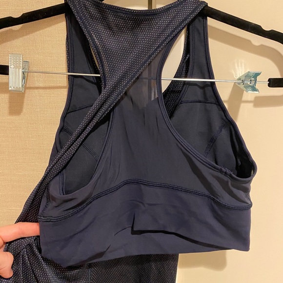 Lululemon Pushing Limits Top with Built in Bra - Picture 7 of 10